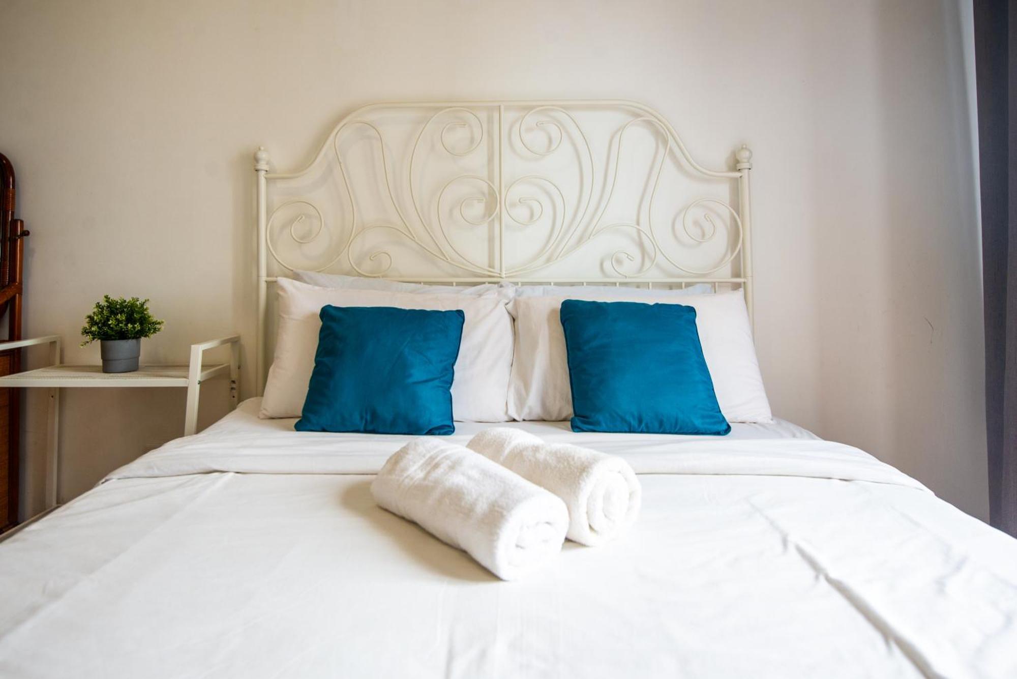Casa Orient @ Macalister 218 ❈中路218东方之家 3Br 8Pax Apartment George Town Exterior foto